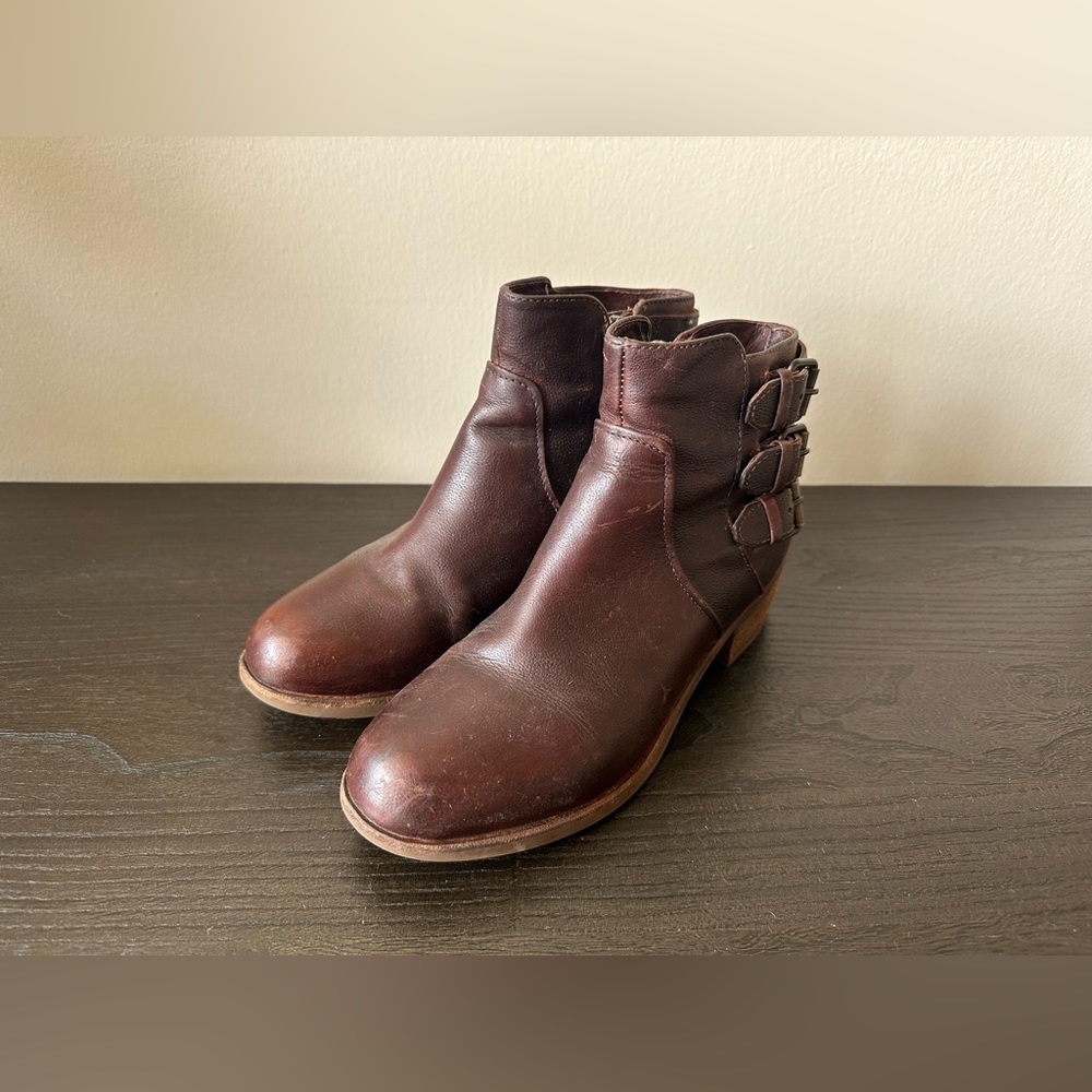 UGG “Volta” Ankle Boots